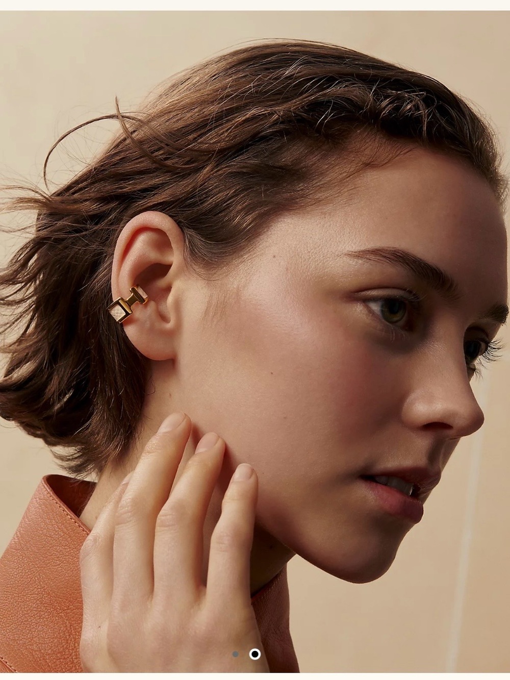 Hermes Gold and Grey H-Cuff Earring - Picture 5 of 5